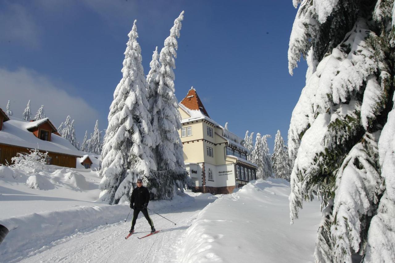 Hotel Und Berggasthof Spiessberghaus Friedrichroda Exterior photo