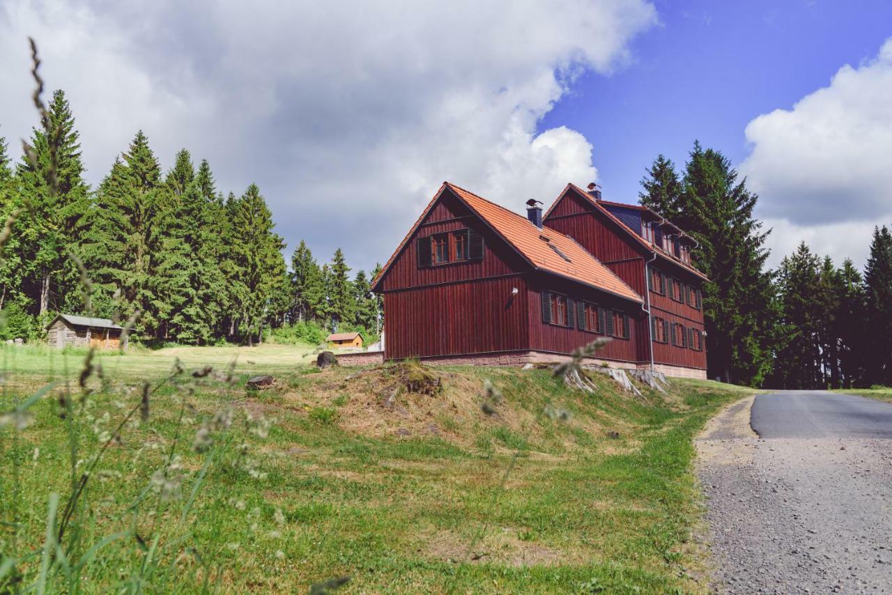 Hotel Und Berggasthof Spiessberghaus Friedrichroda Exterior photo