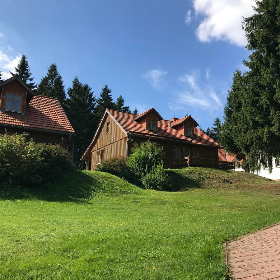 Hotel Und Berggasthof Spiessberghaus Friedrichroda Exterior photo